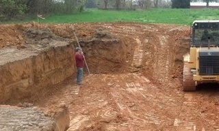 Выкопать котлован под фундамент в Полысаево - от 2625 руб. | 2Землекопа-Плс